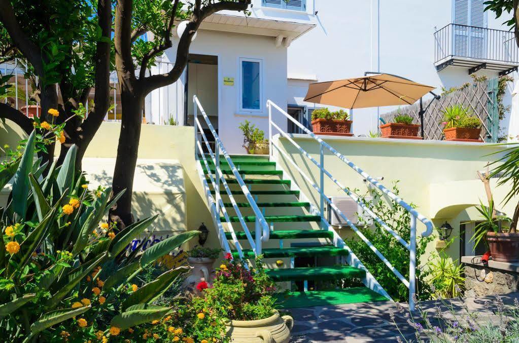 Albergo Villa Giusto Barano dʼIschia Exterior foto